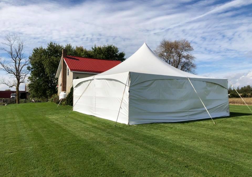 30x30 marquee set up